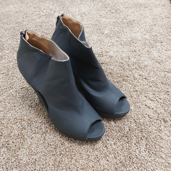 Charlotte Russe Enrich Peep Toe Wedge Booties - Picture 3 of 9